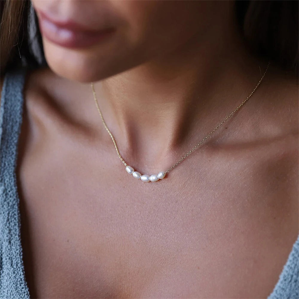 Isla Pearl Choker — Natural Freshwater Pendant Necklace in 316L Gold Stainless Steel